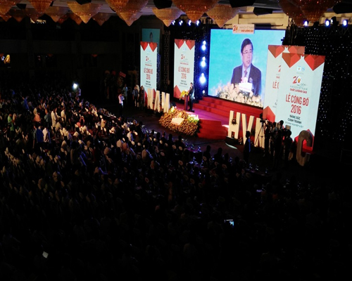 Chủ tịch UBND TPHCM Nguyễn Thành Phong phát biểu tại buổi lễ.